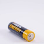 Wie tauscht man sicher eine LR44 oder CR2032 Batterie in deinem Autoschlüssel aus?