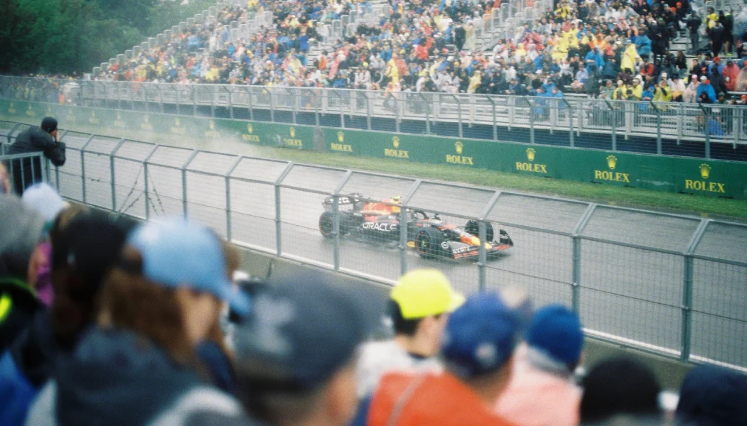 Formel 1 schauen bei Viaplay