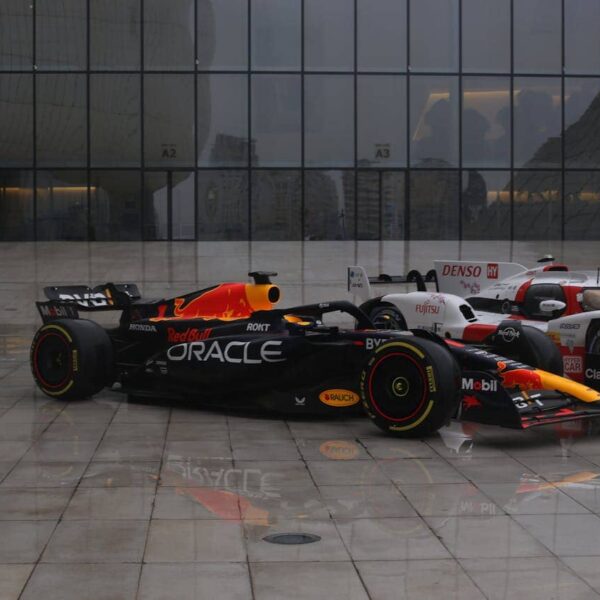 Max Verstappen fährt bei Regen in der Formel 1 – Symbolbild