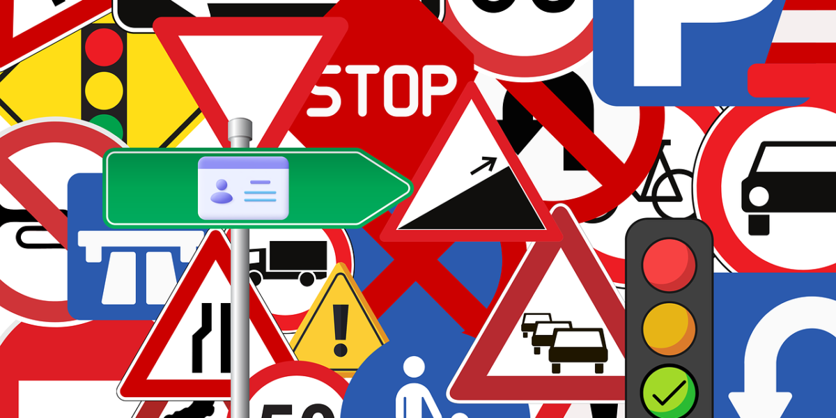 Führerschein mit Autoschlüssel – Symbolbild für Autofahren lernen
