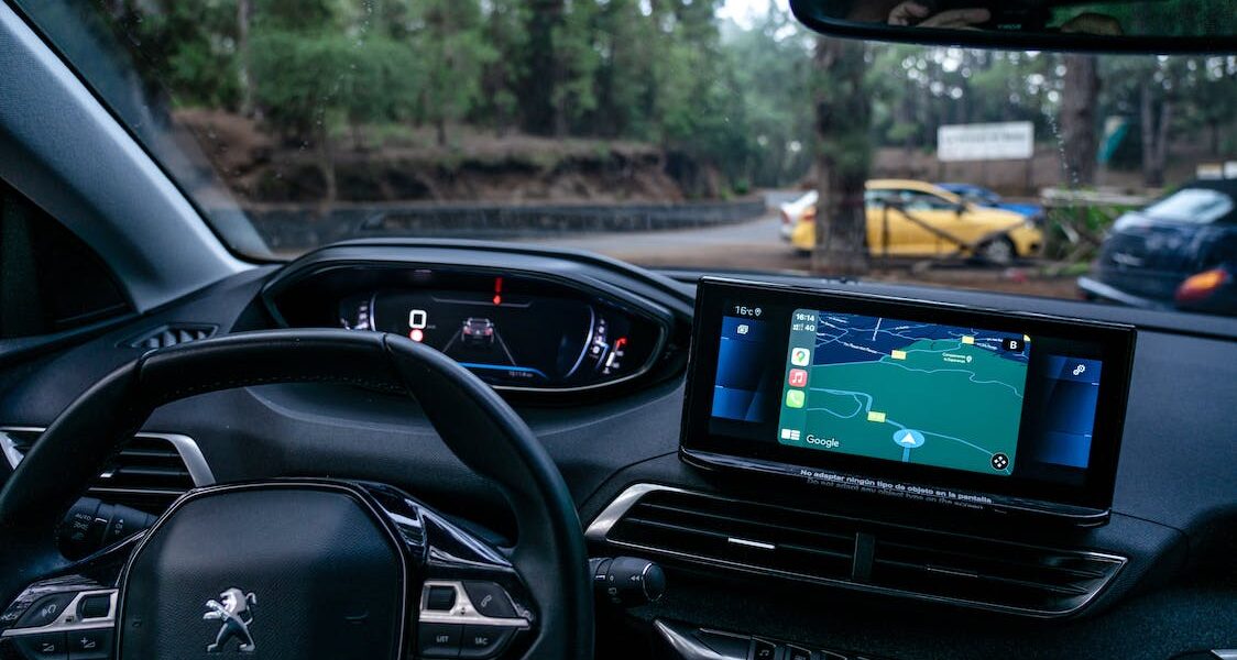 Auto und GPS-Tracker