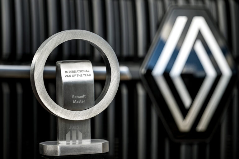 Getriebe bleibt nicht in Drive