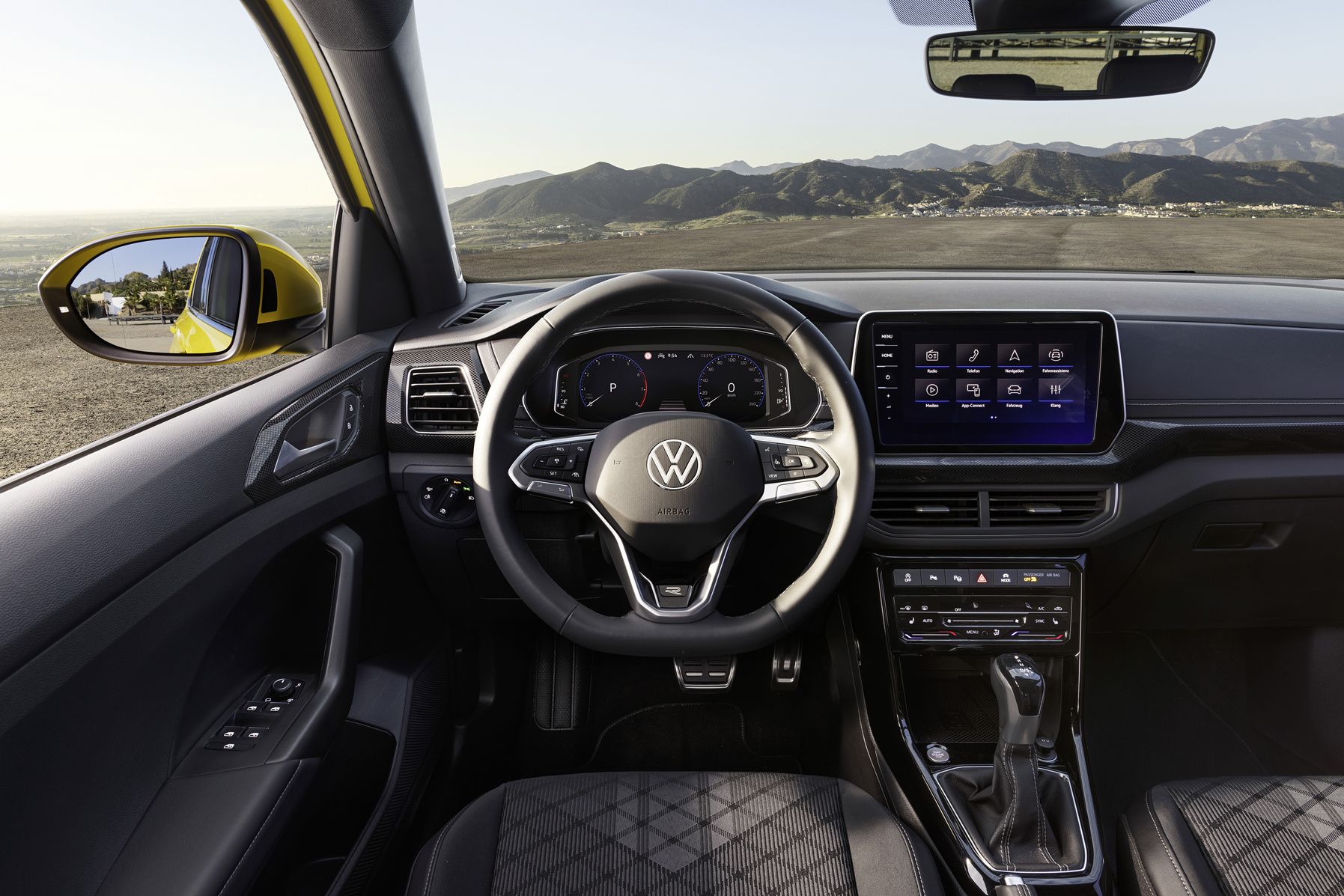 VW T-Cross 2026 fühlt sich in der Stadt wie zu Hause