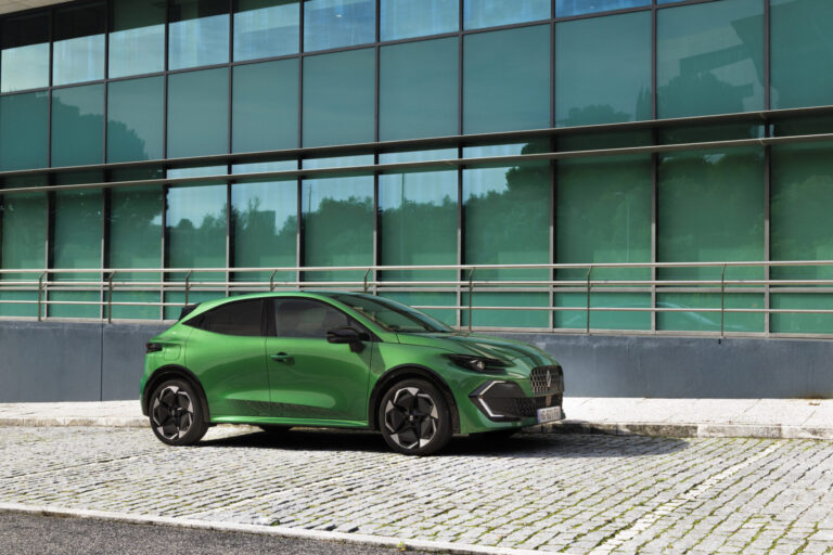 Probleme mit Aufhängung und Servolenkung beim Renault Clio