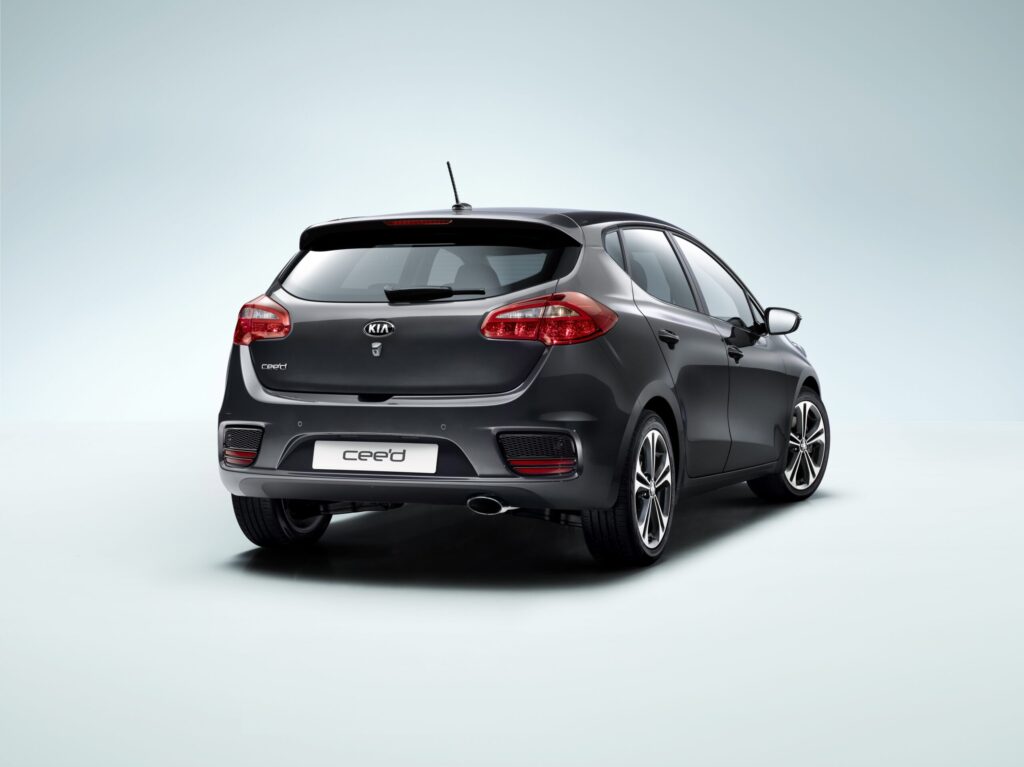 Windgeräusche und Reifengeräusche beim Kia Ceed GDI